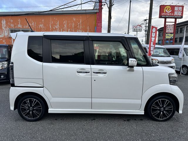 HONDA N BOX CUSTOM 2016