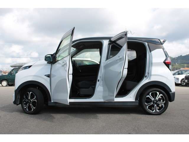 MITSUBISHI ek X EV 2022