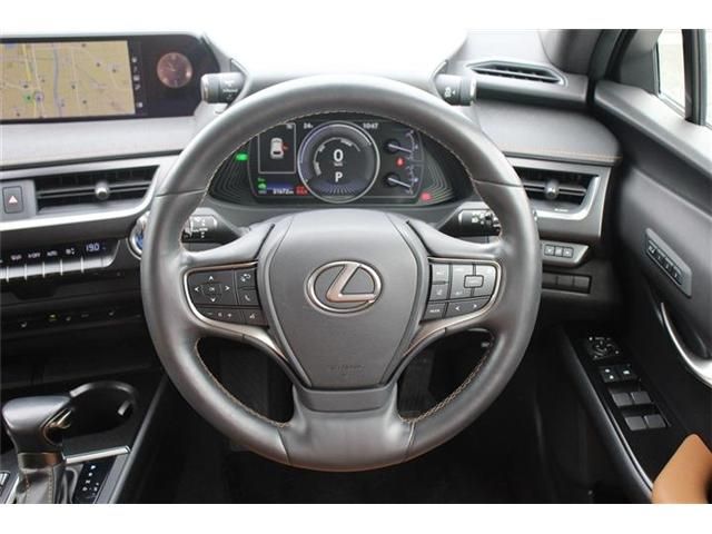 TOYOTA LEXUS UX250h 2018