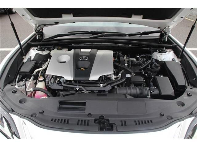 TOYOTA LEXUS ES300h 2019