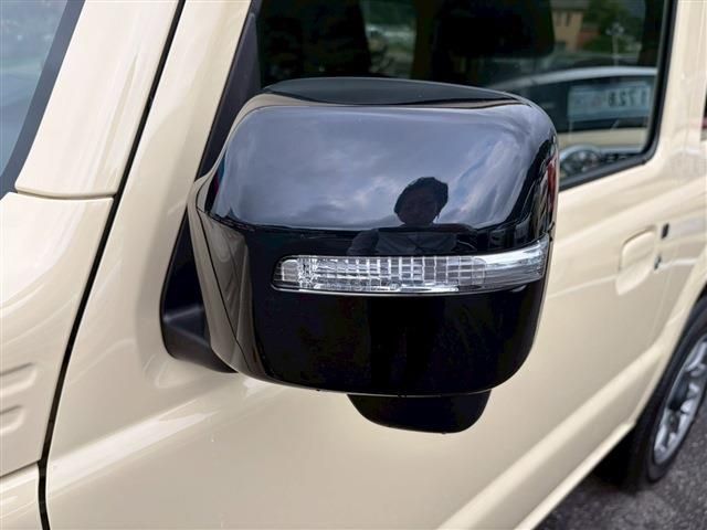 SUZUKI JIMNY 4WD 2025