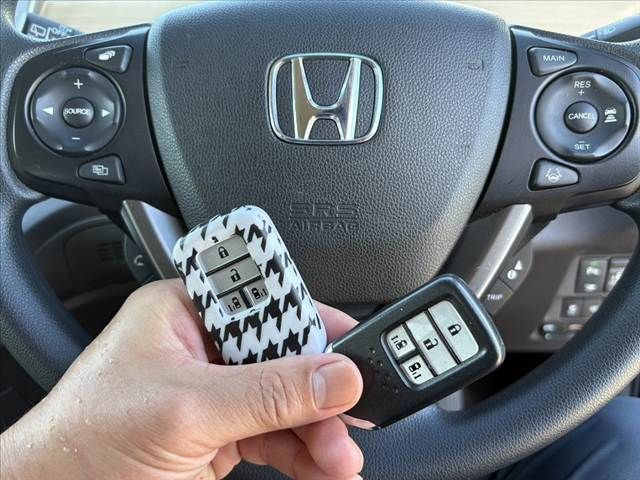 HONDA FREED HYBRID 2018