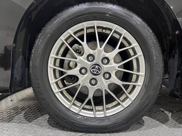 TOYOTA NOAH HYBRID 2018