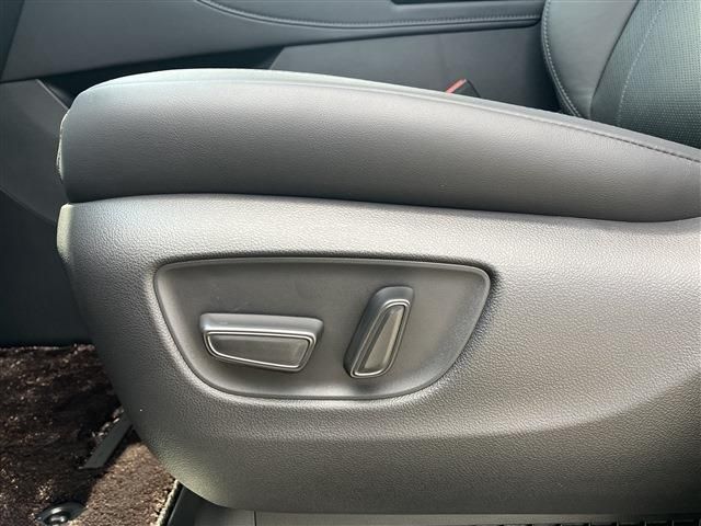 TOYOTA VELLFIRE  HYBRID 2025