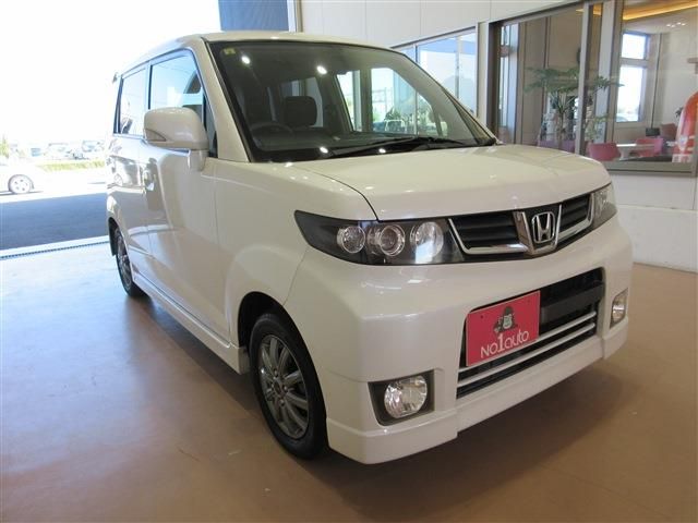 HONDA ZEST SPARK 2012