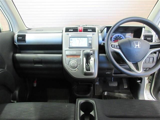 HONDA ZEST SPARK 2012