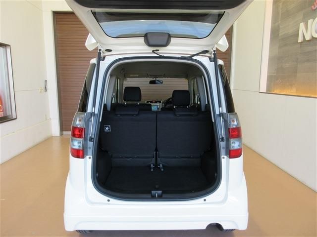 HONDA ZEST SPARK 2012