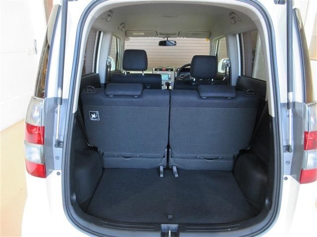 HONDA ZEST SPARK 2012