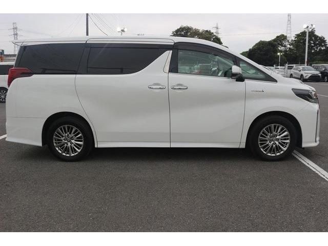 TOYOTA ALPHARD hybrid 4WD 2020