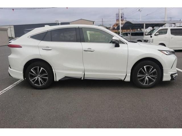 TOYOTA HARRIER 2WD 2020