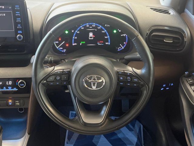 TOYOTA YARIS CROSS HYBRID 2021