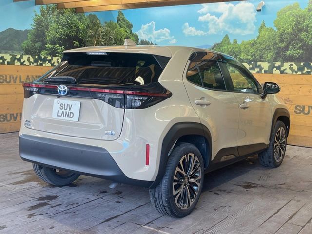 TOYOTA YARIS CROSS HYBRID 2021