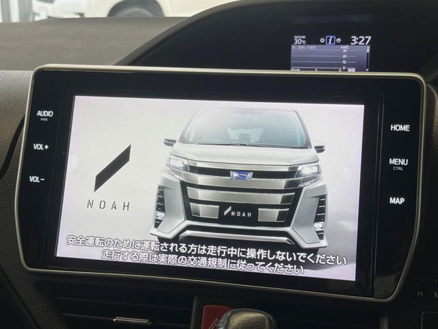 TOYOTA NOAH 2018