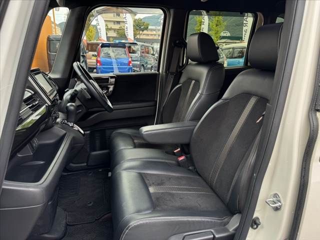 HONDA N BOX CUSTOM 2017