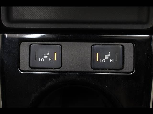 TOYOTA PRIUS PHV 2019