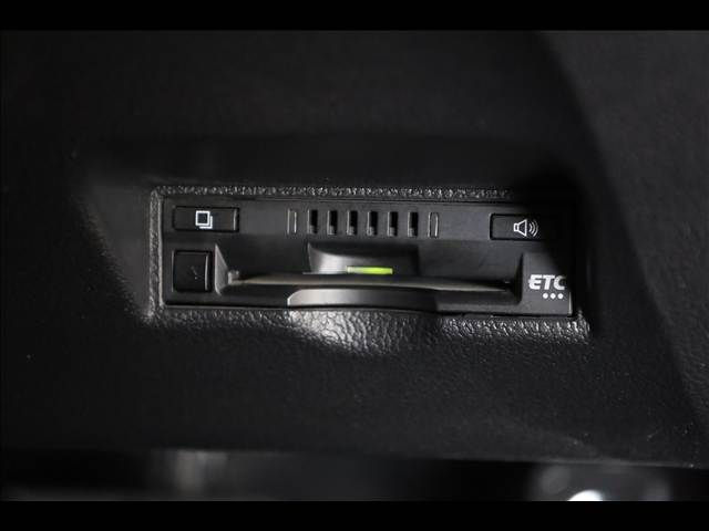 TOYOTA PRIUS PHV 2019