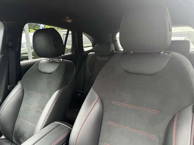 MERCEDES BENZ MERCEDES BENZ GLA class 2020