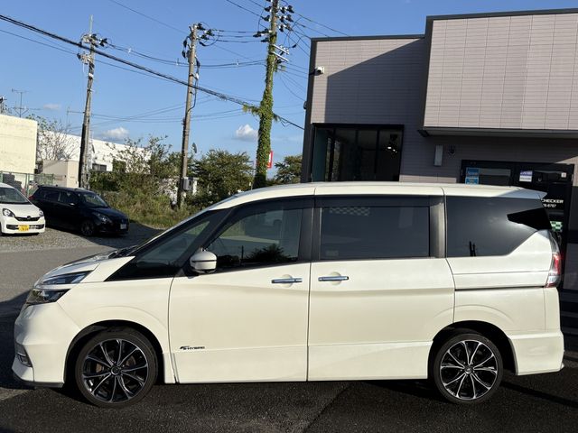 NISSAN SERENA  S-HYBRID 4WD 2017