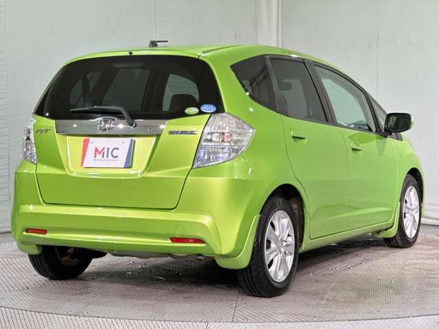 HONDA FIT HYBRID 2011