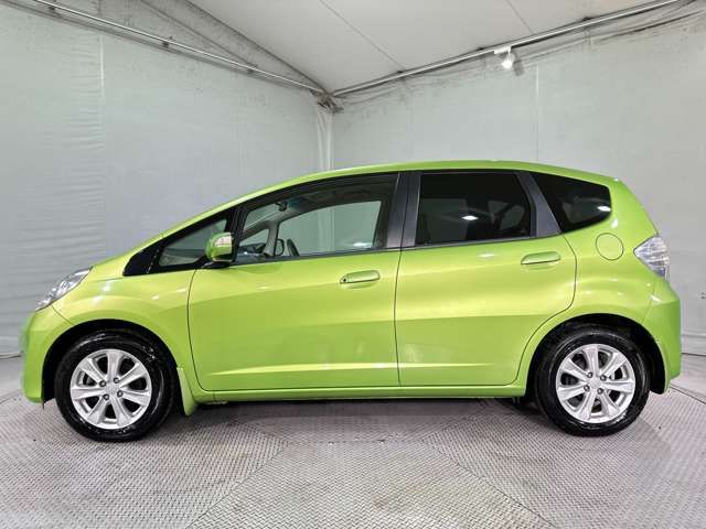 HONDA FIT HYBRID 2011