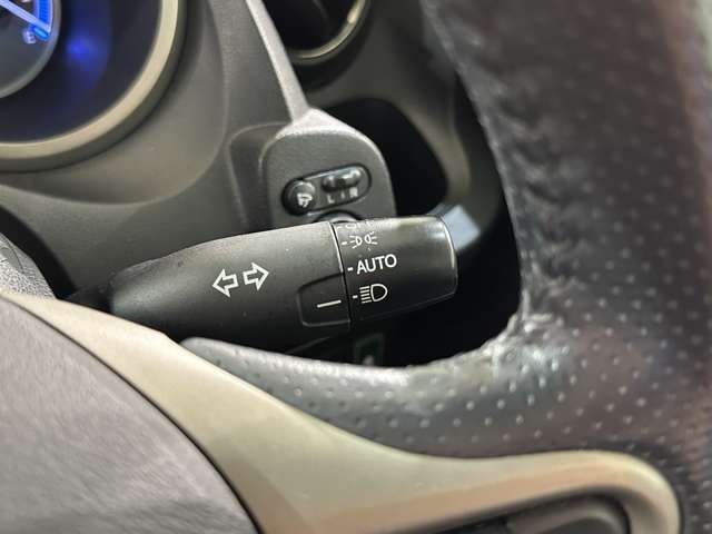 HONDA FIT HYBRID 2011