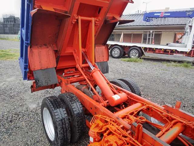 MITSUBISHI CANTER 2019