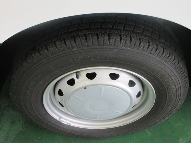 NISSAN NV150 AD 4WD 2021