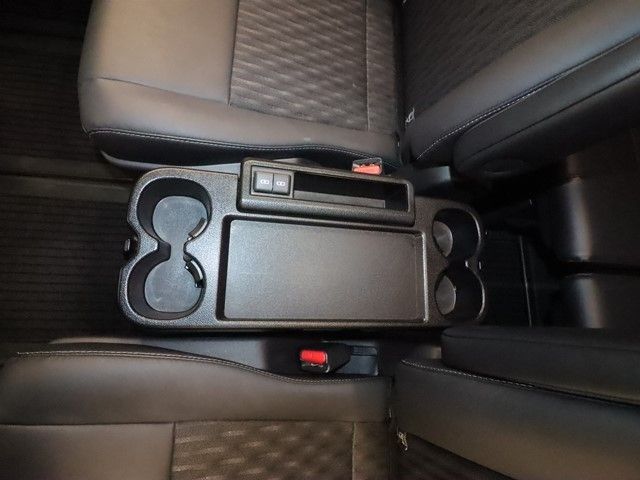 TOYOTA NOAH HYBRID 2022