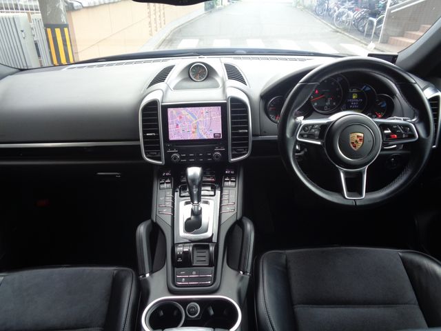 PORSCHE PORSCHE Cayenne 2017