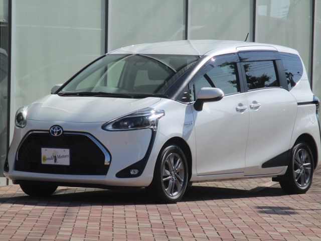 TOYOTA SIENTA HYBRID 2019