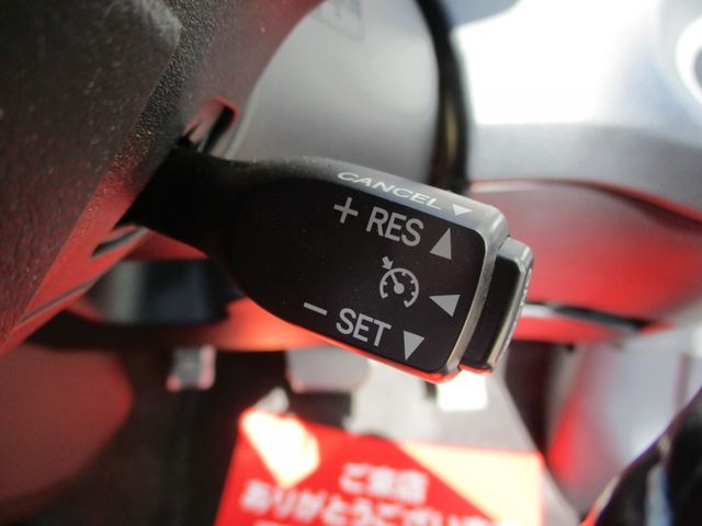 TOYOTA SIENTA HYBRID 2019