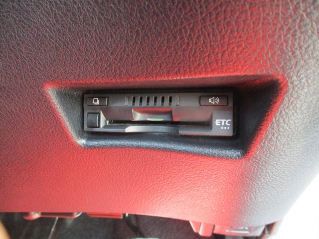 TOYOTA SIENTA HYBRID 2019