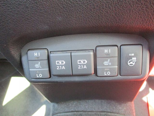 TOYOTA SIENTA HYBRID 2019