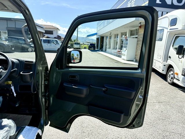 SUZUKI CARRY truck 2025