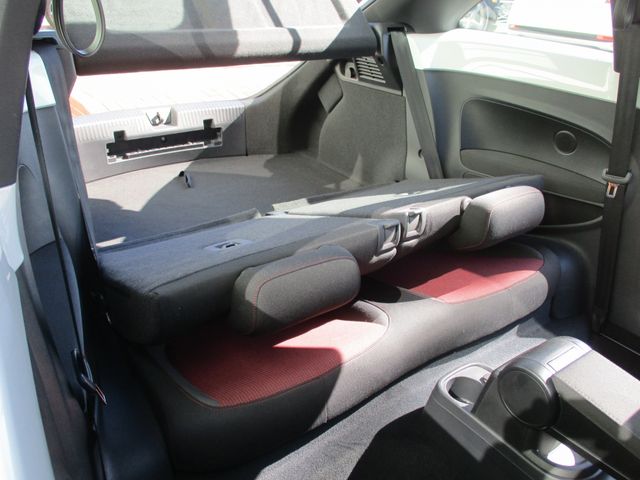 VOLKSWAGEN VOLKSWAGEN The BEETLE 2015