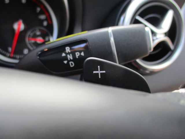 MERCEDES BENZ MERCEDES BENZ GLA class 2017