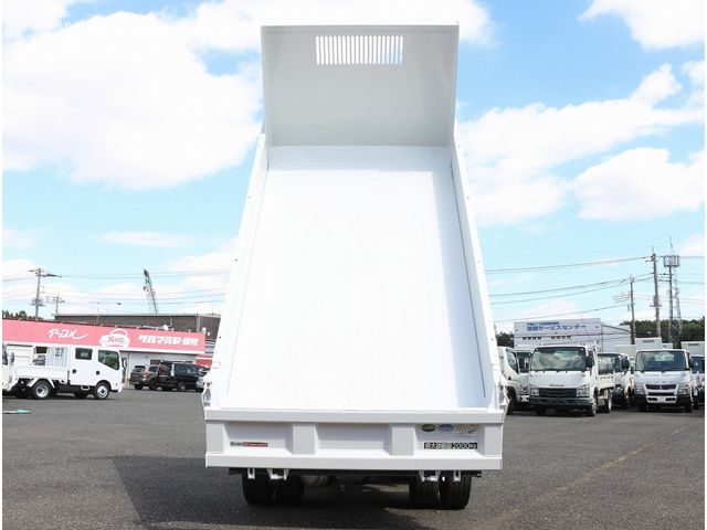 MITSUBISHI CANTER 2018