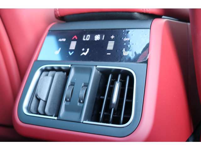 MASERATI MASERATI Grecale 2023