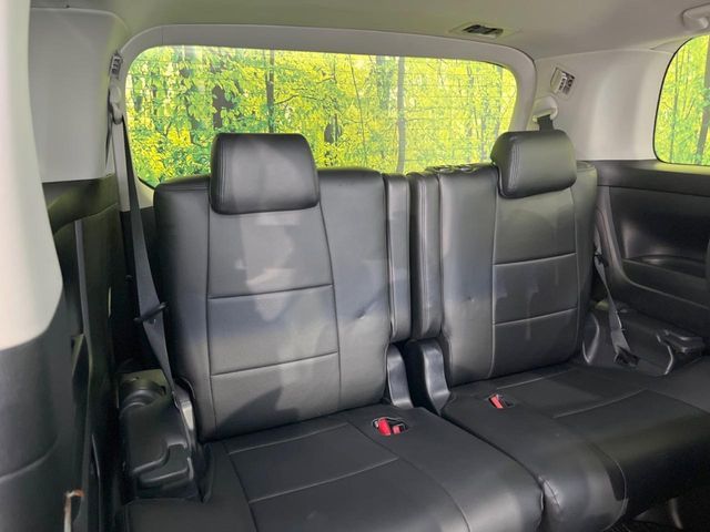 TOYOTA VELLFIRE 2015