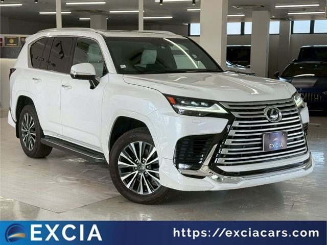 TOYOTA LEXUS LX600 2022