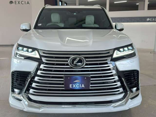 TOYOTA LEXUS LX600 2022