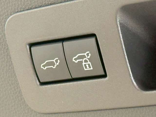 TOYOTA LEXUS LX600 2022