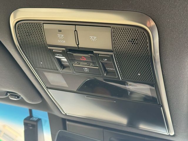 TOYOTA LEXUS LX600 2022