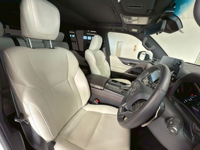 TOYOTA LEXUS LX600 2022