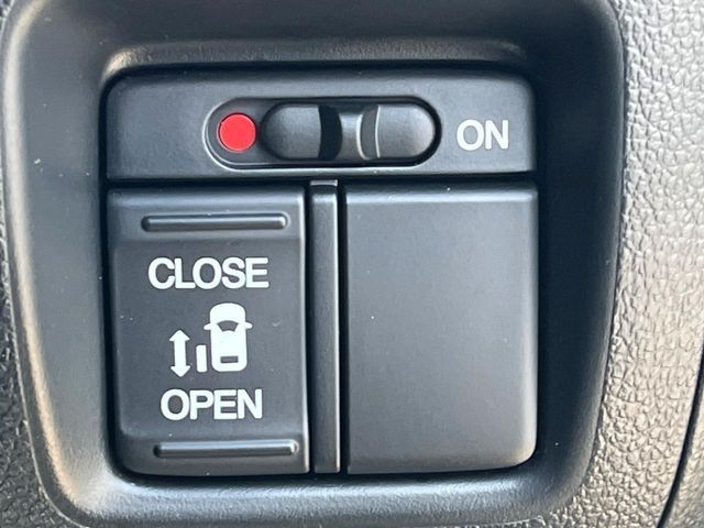 HONDA N BOX CUSTOM 2015