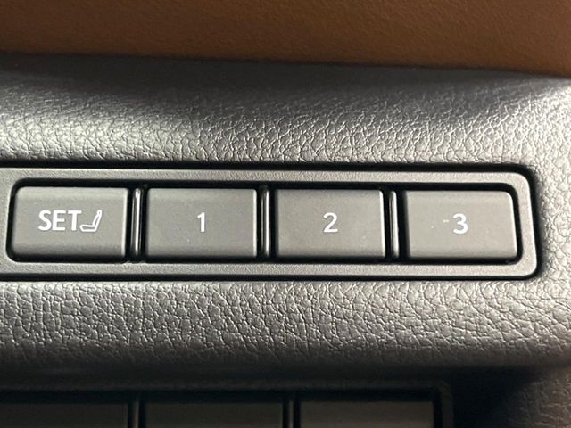 TOYOTA LEXUS LBX 2024