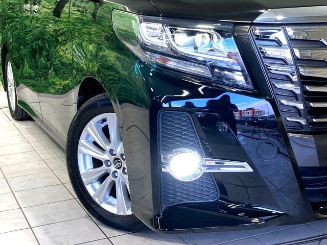 TOYOTA ALPHARD 2015
