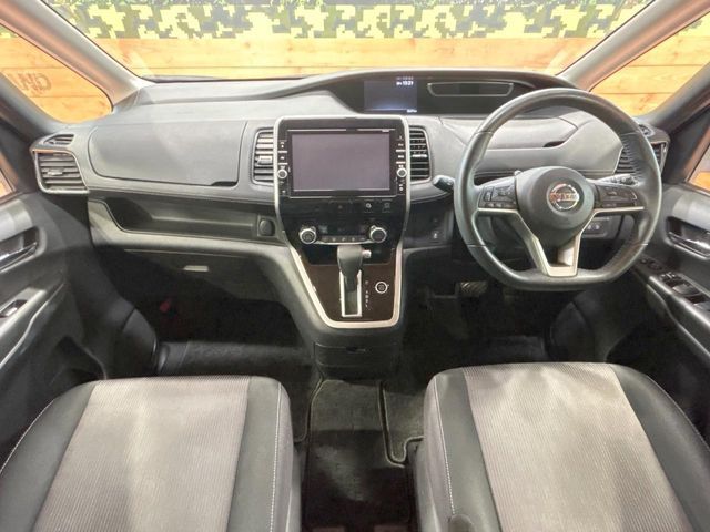 NISSAN SERENA  S-HYBRID 2018