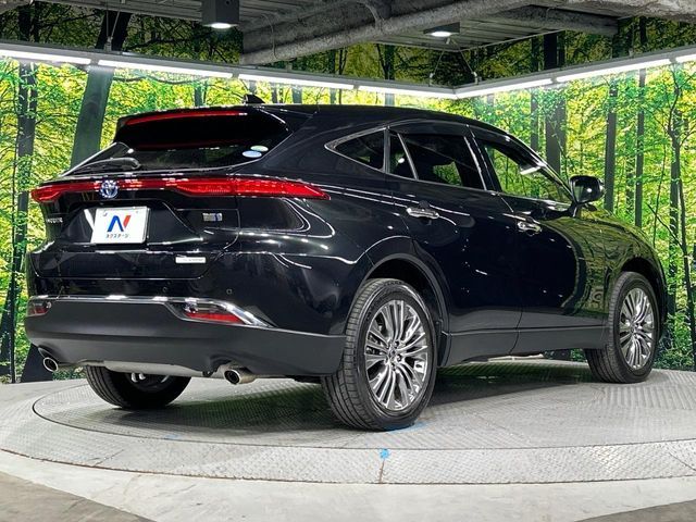 TOYOTA HARRIER HYBRID 2020