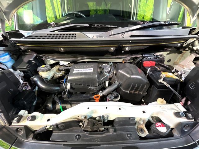 HONDA N BOX CUSTOM 4WD 2016